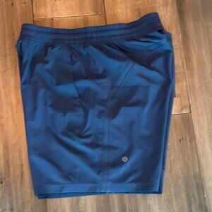 Lululemon Men's Pace Breaker Short Linerless 7" Size Medium Navy Blue Night Sea